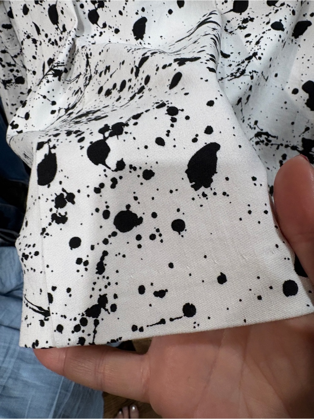 White Blazer with Black Paint-Splatter Print - Picture 7 of 9